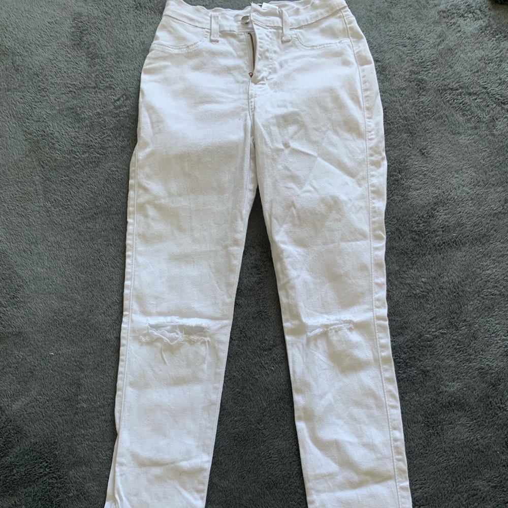 high waisted white jeans